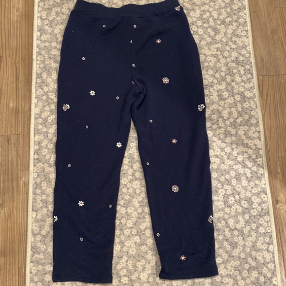 Floral Embroidered Madewell Sweats! - Picture 3 of 4